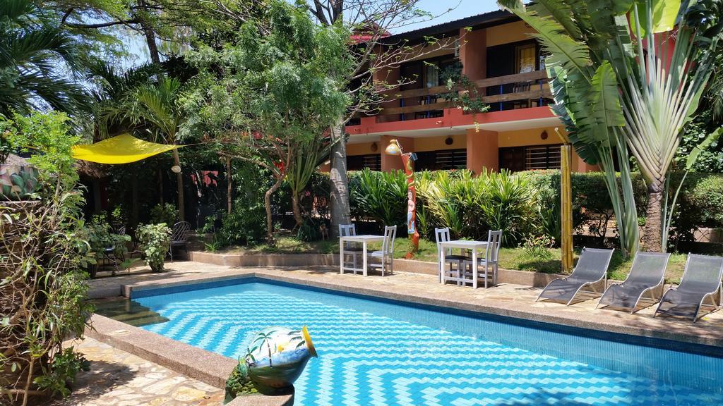 Hotel Napoleon Lagune Lomé Kültér fotó
