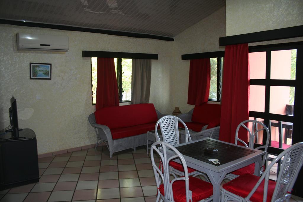 Hotel Napoleon Lagune Lomé Kültér fotó