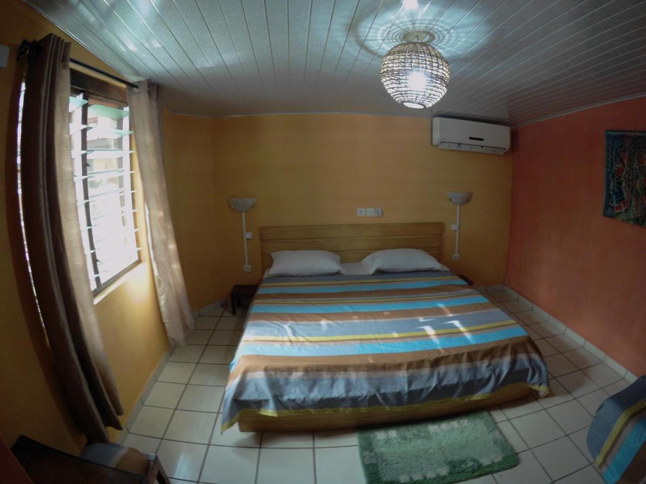 Hotel Napoleon Lagune Lomé Kültér fotó